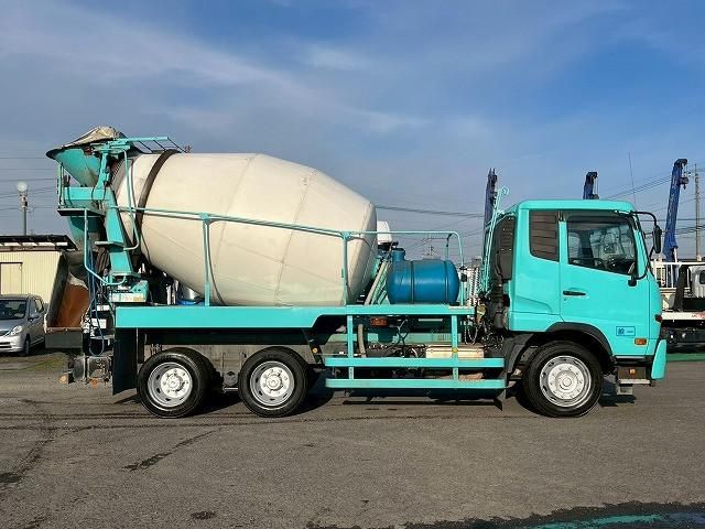 NISSAN DIESEL CONDOR 2014