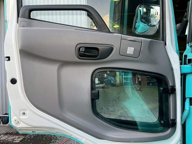 NISSAN DIESEL CONDOR 2014