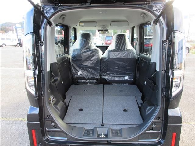 SUZUKI Spacia custom 4WD 2024