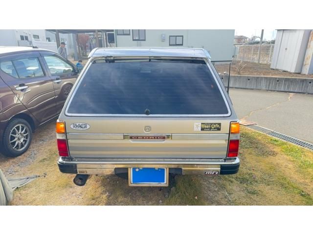 NISSAN CEDRIC wagon 1997