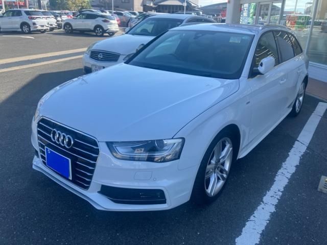 AUDI AUDI A4 AVANT 2015