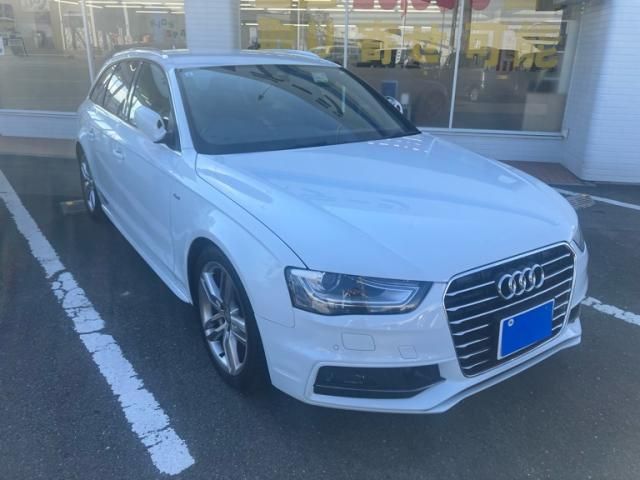 AUDI AUDI A4 AVANT 2015