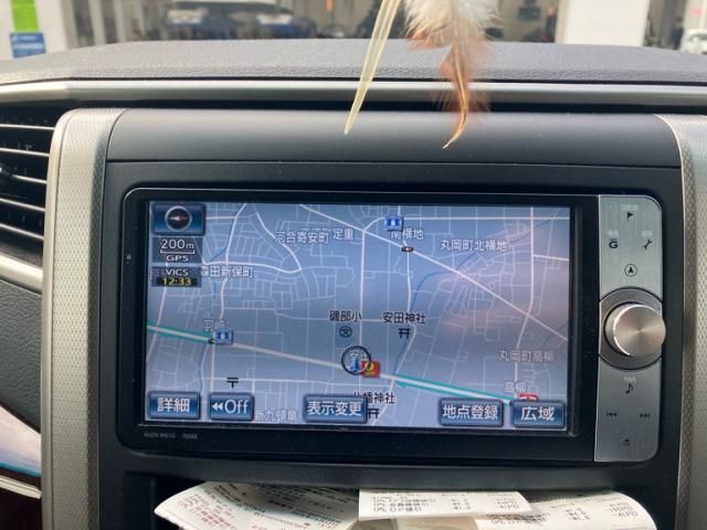 TOYOTA VELLFIRE 2013