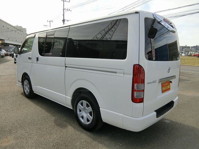 TOYOTA REGIUSACE van 2WD 2013