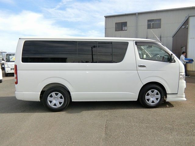 TOYOTA REGIUSACE van 2WD 2013