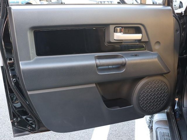 TOYOTA FJ CRUISER 4WD 2015