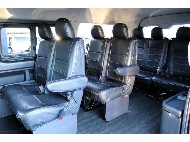 TOYOTA HIACE wagon 2017