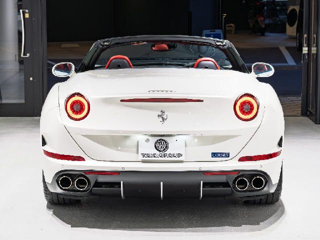 FERRARI FERRARI California T 2017