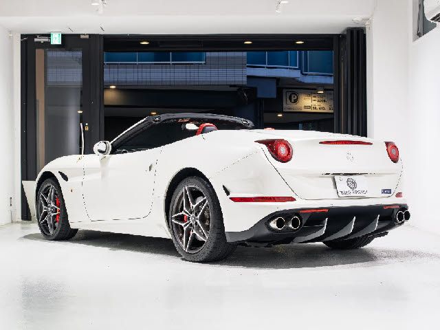 FERRARI FERRARI California T 2017