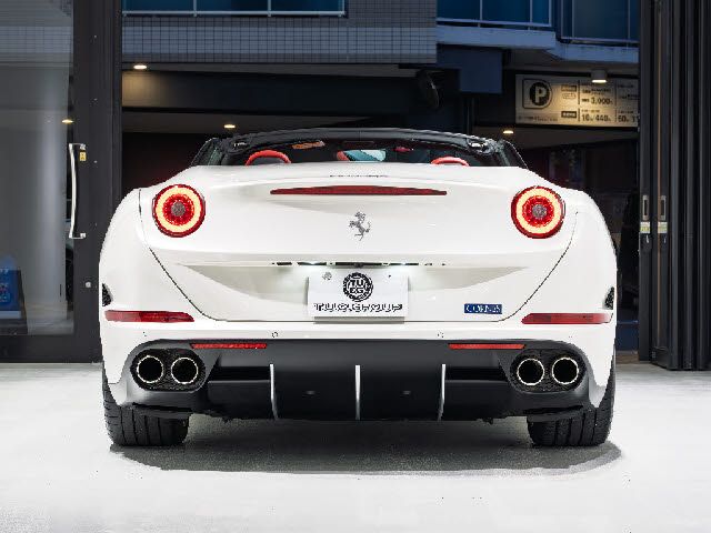 FERRARI FERRARI California T 2017