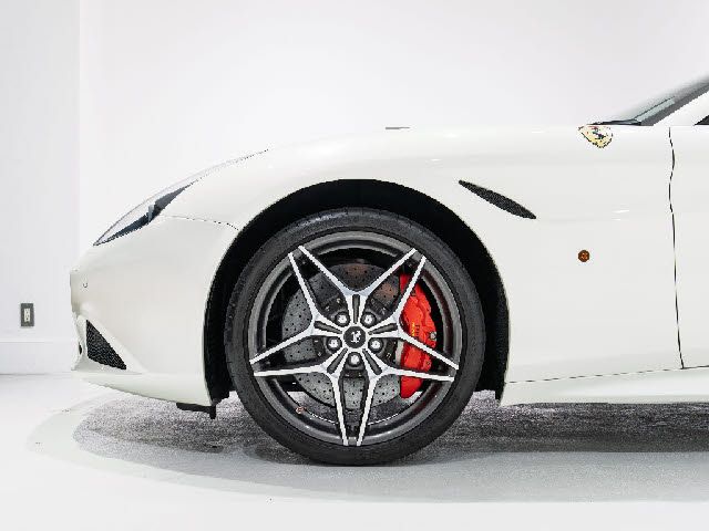 FERRARI FERRARI California T 2017