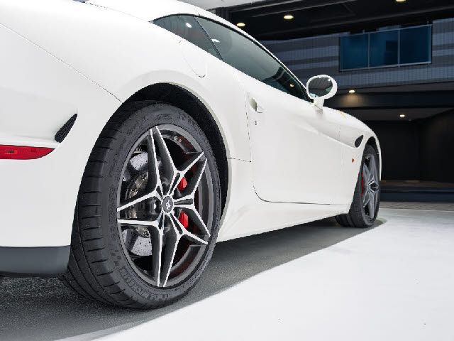 FERRARI FERRARI California T 2017