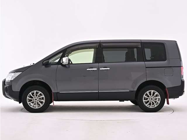 MITSUBISHI DELICA D:5 4WD 2018