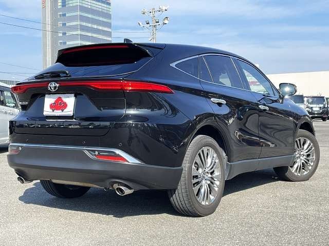 TOYOTA HARRIER 2WD 2023