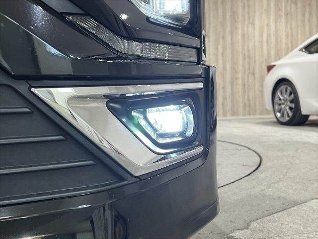 MITSUBISHI DELICA D:5 4WD 2020