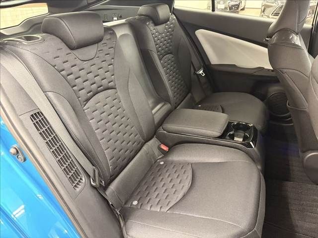 TOYOTA PRIUS PHV 2017