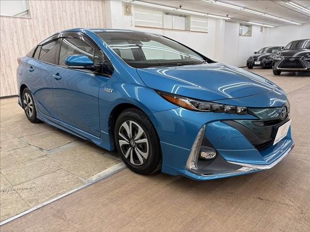TOYOTA PRIUS PHV 2017