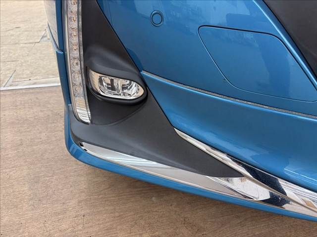 TOYOTA PRIUS PHV 2017