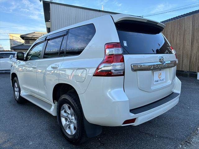 TOYOTA LANDCRUISER PRADO 2014