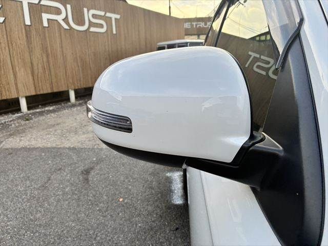 MITSUBISHI OUTLANDER PHEV 2013