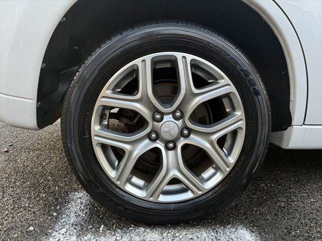 MITSUBISHI OUTLANDER PHEV 2013