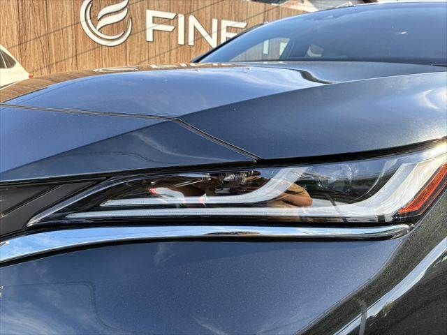 TOYOTA HARRIER HYBRID 2020