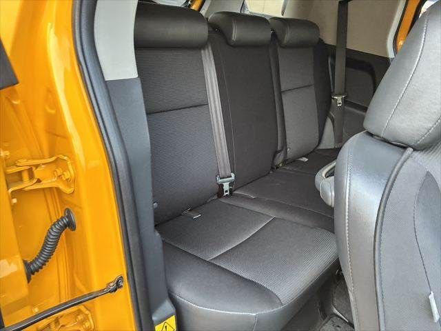 TOYOTA FJ CRUISER 4WD 2015