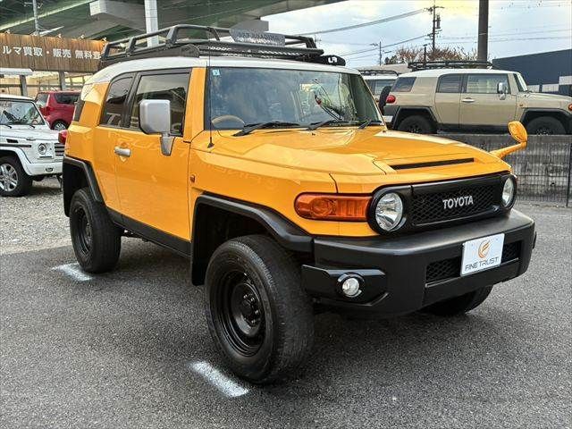 TOYOTA FJ CRUISER 4WD 2015