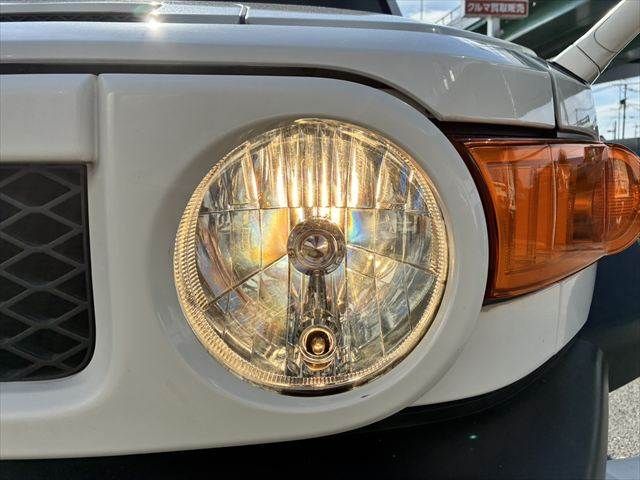 TOYOTA FJ CRUISER 4WD 2011