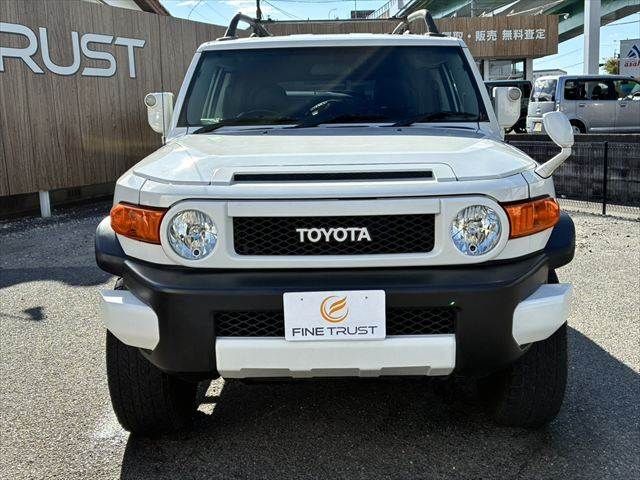 TOYOTA FJ CRUISER 4WD 2011