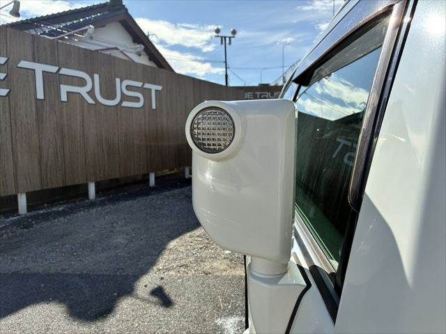 TOYOTA FJ CRUISER 4WD 2011