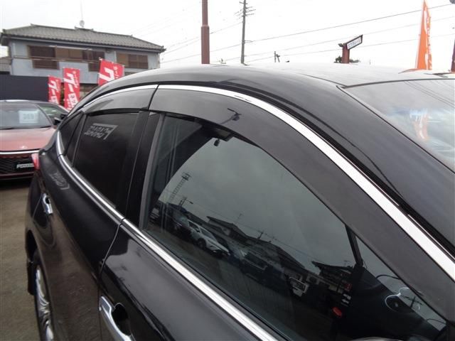 TOYOTA HARRIER 2WD 2024