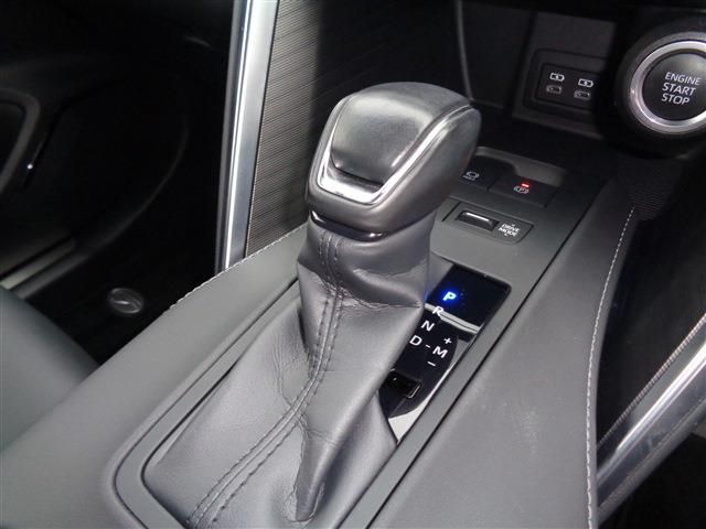 TOYOTA HARRIER 2WD 2024