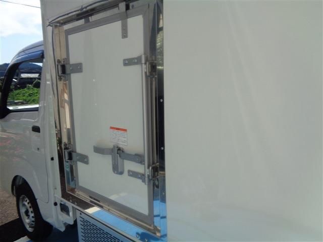 DAIHATSU HIJET truck 2025