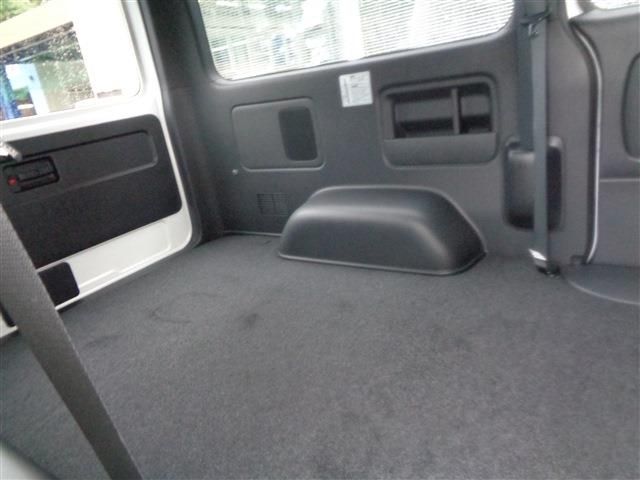 TOYOTA HIACE van 2WD 2025