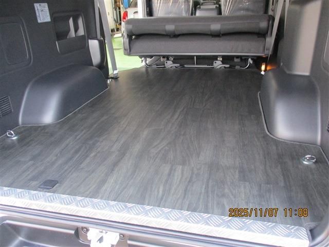 TOYOTA HIACE van 2WD 2025