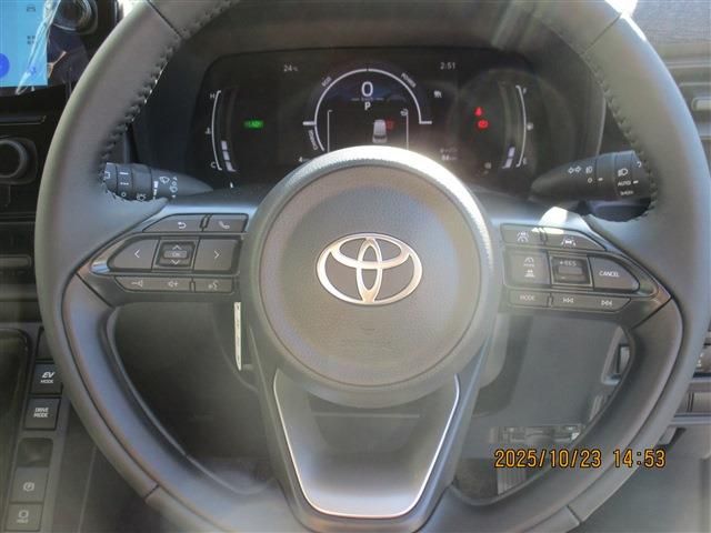 TOYOTA SIENTA HYBRID 2025