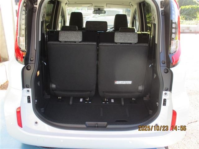 TOYOTA SIENTA HYBRID 2025