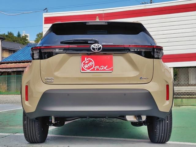 TOYOTA YARIS CROSS HYBRID 2025