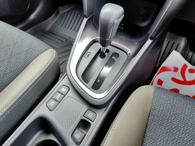 TOYOTA YARIS CROSS HYBRID 2025