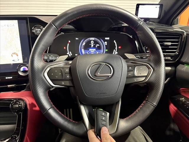 TOYOTA LEXUS NX350h 2023