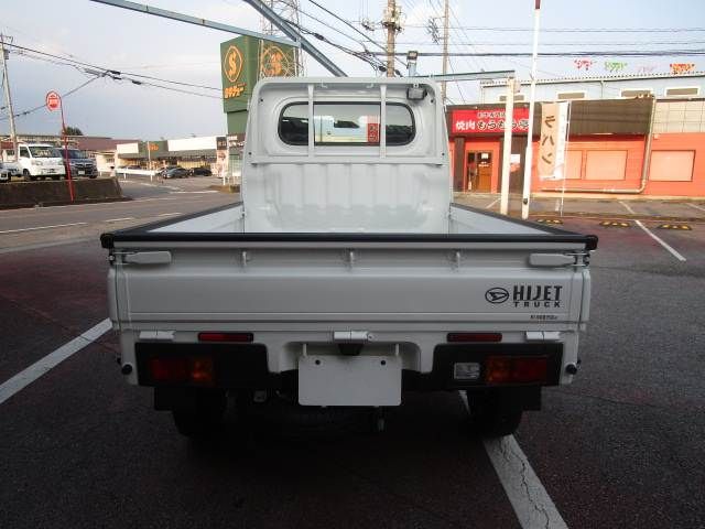 DAIHATSU HIJET truck 4WD 2025