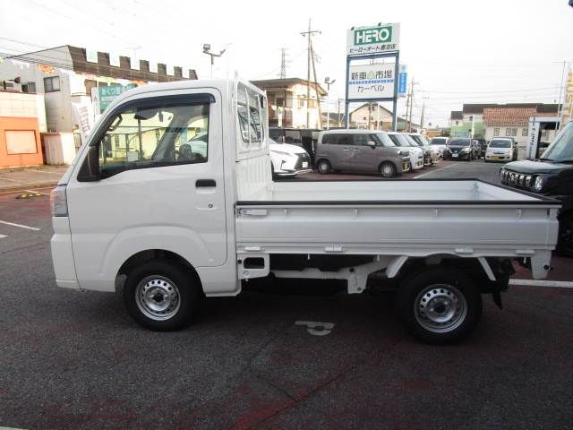 DAIHATSU HIJET truck 4WD 2025