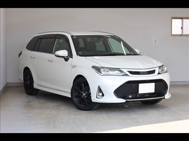 TOYOTA COROLLA FIELDER HYBRID 2017