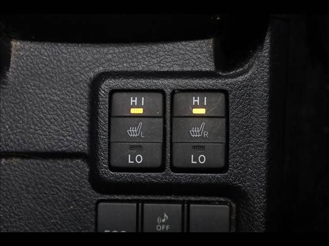 TOYOTA COROLLA FIELDER HYBRID 2017