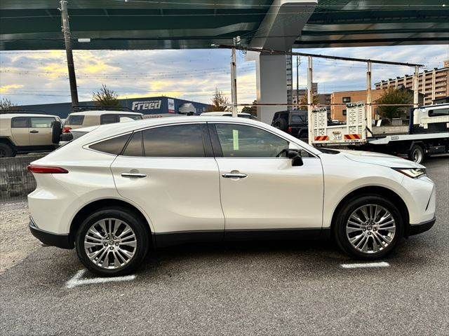 TOYOTA HARRIER HYBRID 2020