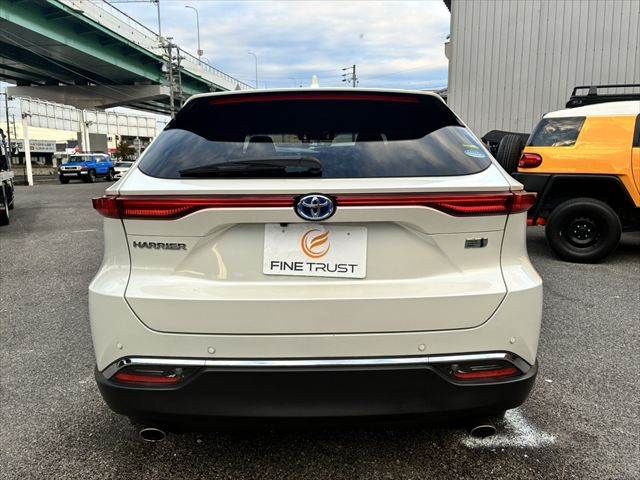 TOYOTA HARRIER HYBRID 2020