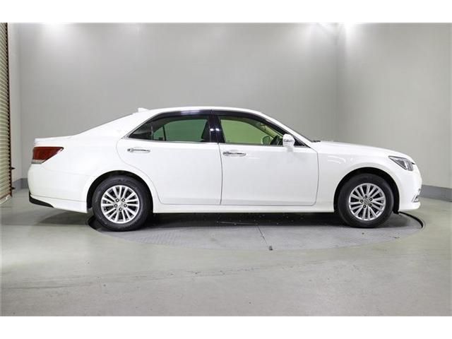 TOYOTA CROWN sedan 4WD 2016