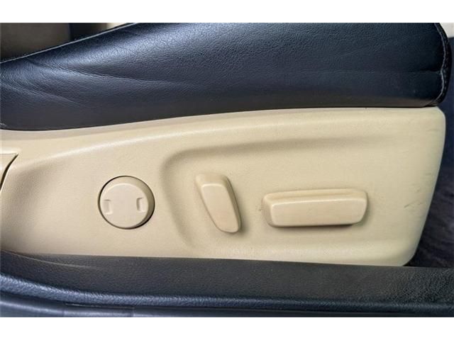 TOYOTA CROWN sedan 4WD 2016