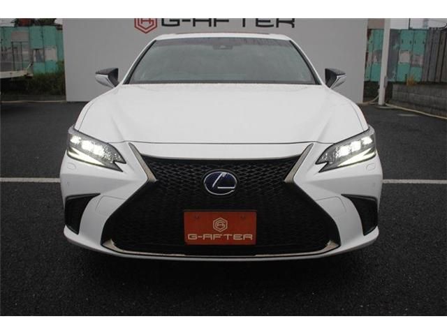 TOYOTA LEXUS ES300h 2022